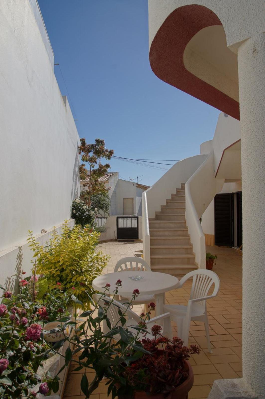Apartamentos E Quartos Atalaia Sagres Exterior photo